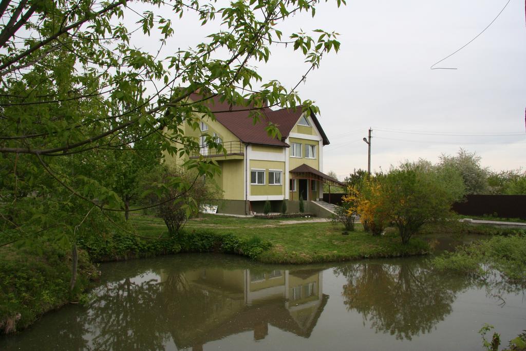Hostel Geo Gomel Exterior photo